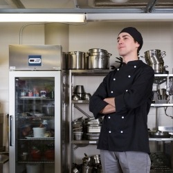 Safety Shoes for kitchen Workes